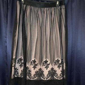 Target. XXL black and nude lace